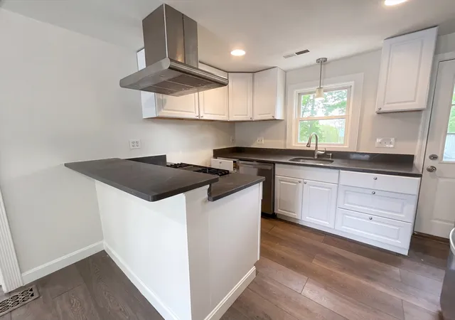 Photo 2 of Single family home for sale at 146 Hayward St, Braintree, MA 02184 | MLS# 73561707 | Listing updated on 2026-09-17
