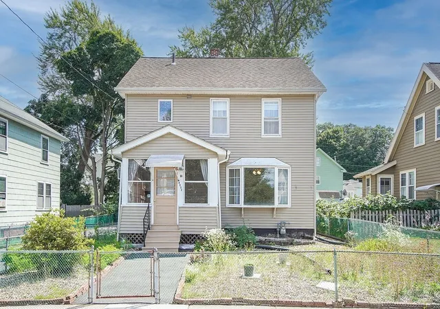 39th image of 64 Ridgewood Avenue, Holyoke, MA 01040 | MLS# 73554424