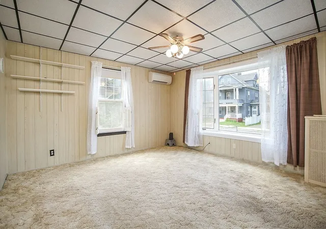 5th image of 64 Ridgewood Avenue, Holyoke, MA 01040 | MLS# 73554424