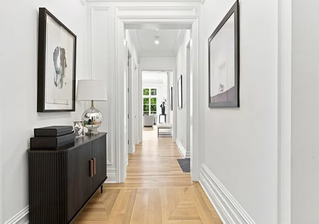 21st image of 46 Beacon Street #4, Boston, MA 02108 | MLS# 73558437