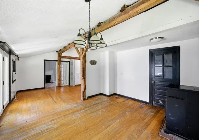 2nd image of 1572 Main Rd, Granville, MA 01034 | MLS# 73557297