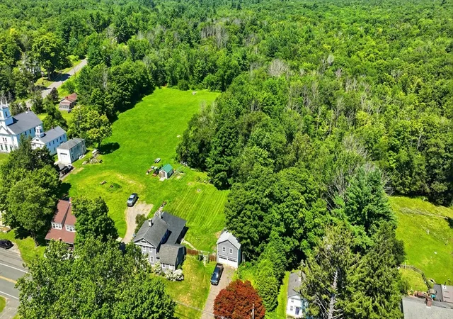 35th image of 1572 Main Rd, Granville, MA 01034 | MLS# 73557297