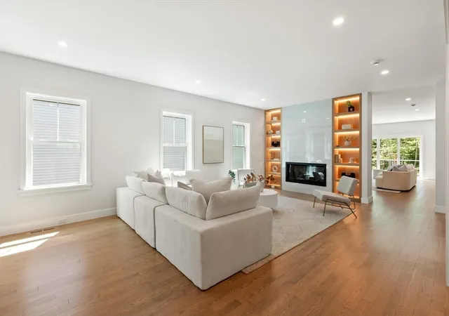 5th image of 89 Spring St, Lexington, MA 02421 | MLS# 73536705