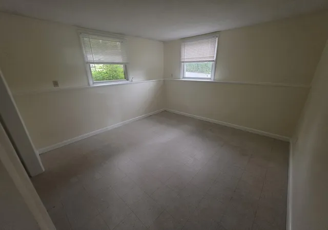 Photo 3 of Sale Pending at 265 North E St, Amherst, MA 01002 | MLS# 73570125 | Listing updated on 2026-09-23