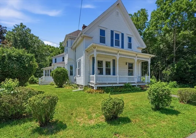 1st image of 74 Wareham St, Middleboro, MA 02346 | MLS# 73564640