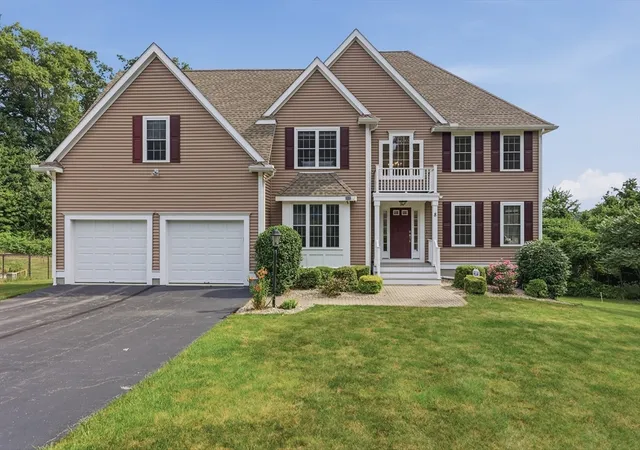 Photo 1 of Single family home for sale at 8 Victoria Cir, Shrewsbury, MA 01545 | MLS# 73545260 | Listing updated on 2026-09-13