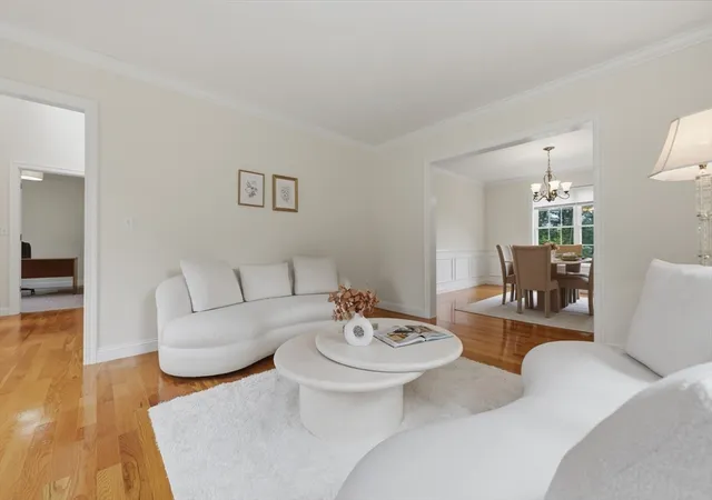 Photo 3 of Single family home for sale at 8 Victoria Cir, Shrewsbury, MA 01545 | MLS# 73545260 | Listing updated on 2026-09-13