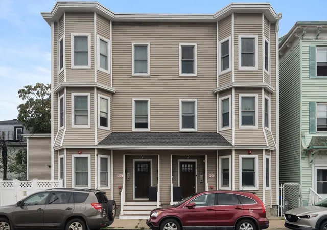 2nd image of 6 Chestnut Ave #1, Boston, MA 02130 | MLS# 73568121
