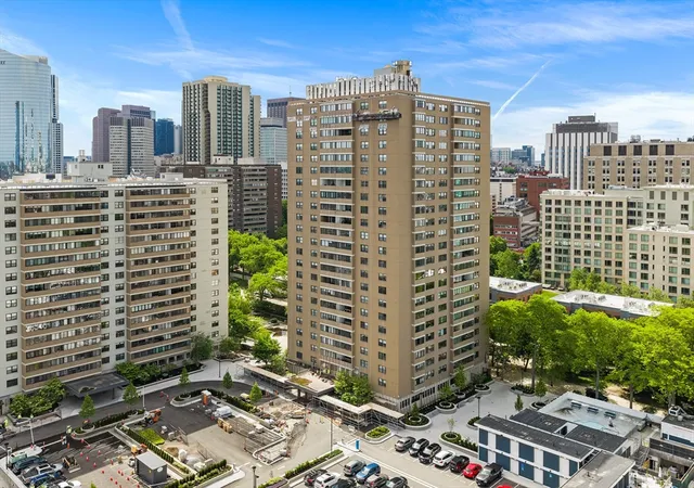 Homes for sale in Boston, MA | 8 Whittier Pl #14F, Boston, MA 02114 | MLS# 73526349