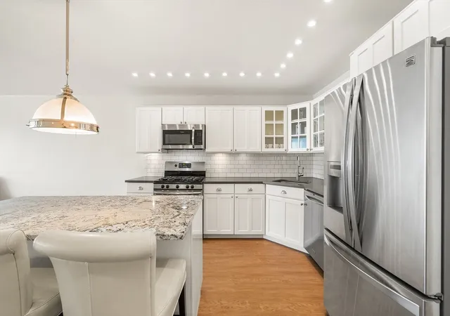 Homes for sale in Boston, MA | 8 Whittier Pl #14F, Boston, MA 02114 | MLS# 73526349
