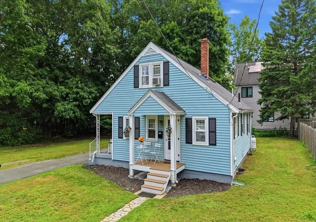 Homes for sale in Ashland, MA | 22 Waushakum Avenue, Ashland, MA 01721 | MLS# 73545889