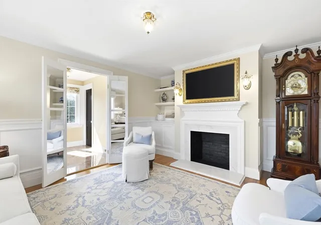 3rd image of 298 Main St, Wakefield, MA 01880