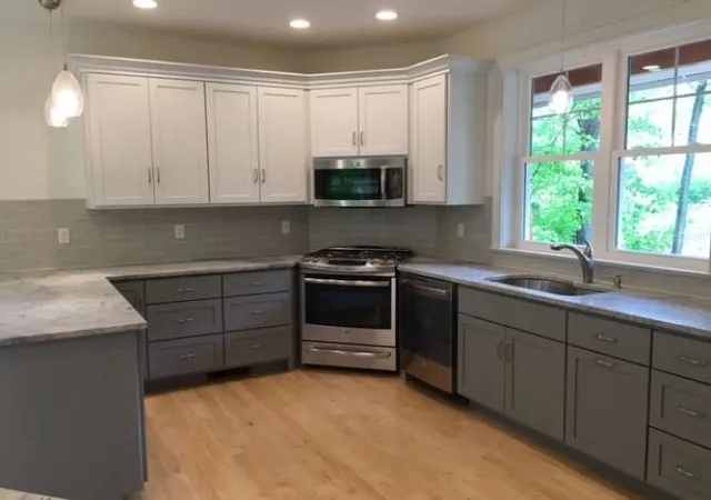 2nd image of 39 Stone Ridge Dr, Florence, MA 01062 | MLS# 73537889