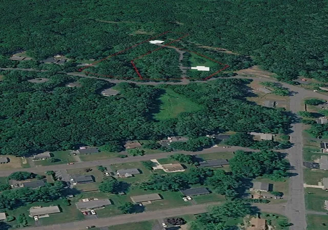 4th image of 39 Stone Ridge Dr, Florence, MA 01062 | MLS# 73537889