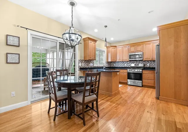 3rd image of 17 Hepatica Dr #17, North Andover, MA 01845 | MLS# 73540992
