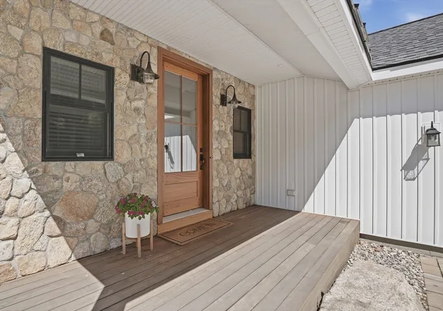 5th image of 182 Manchaug Road, Sutton, MA 01590 | MLS# 73567999