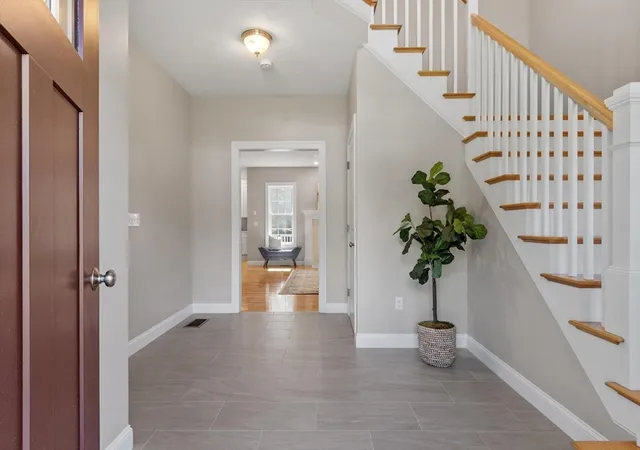 4th image of 4 Jewett Rd, Sterling, MA 01564 | MLS# 73537252