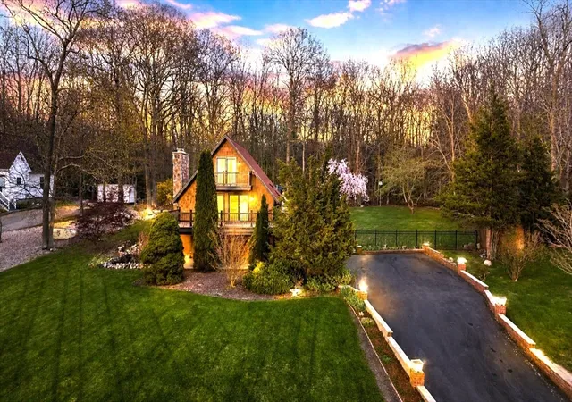 1st image of 50 Plymouth Blvd, Westport, MA 02790 | MLS# 73531357