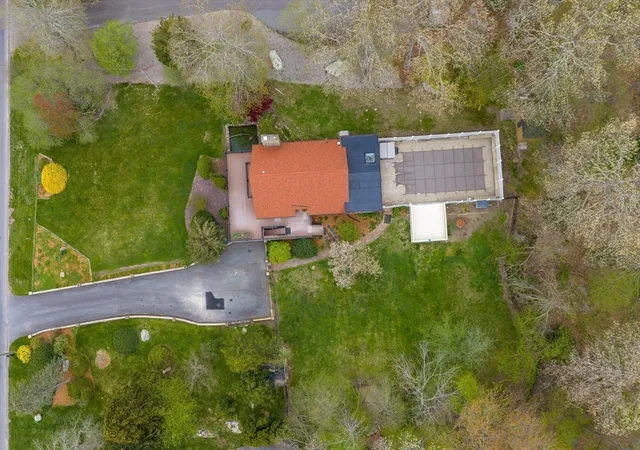 42nd image of 50 Plymouth Blvd, Westport, MA 02790 | MLS# 73531357