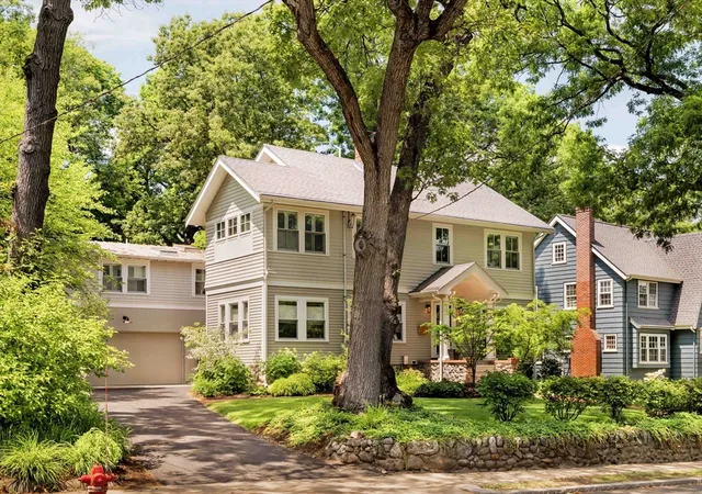 Homes for sale in Arlington, MA | 85 Oakland Ave, Arlington, MA 02476 | MLS# 73540145