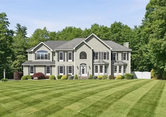 2nd image of 7 Ballard Rd, Pelham, NH 03076 | MLS# 73548878
