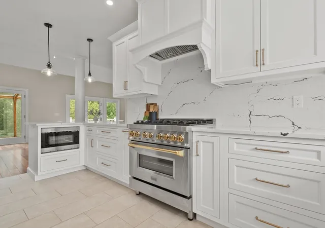5th image of 14 D'Orlando Way #14, Danvers, MA 01923 | MLS# 73546983