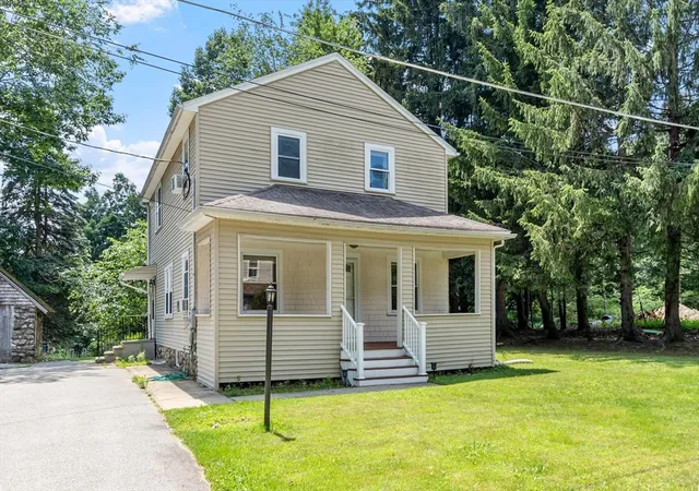 Homes for sale in Holden, MA | 10 Birch Ave, Holden, MA 01520 | MLS# 73544335