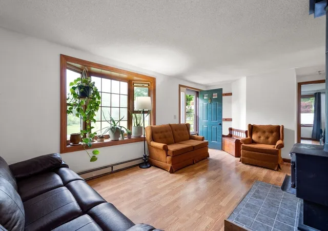 Photo 4 of Single family home for sale at 210 Rice St, Athol, MA 01331 | MLS# 73550706 | Listing updated on 2026-10-07