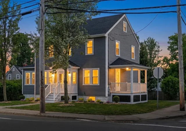 Homes for sale in Beverly, MA | 526 Cabot, Beverly, MA 01915 | MLS# 73514319