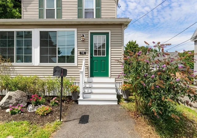 Photo 2 of Sale Pending at 10 Robinson St, Saugus, MA 01906 | MLS# 73562124 | Listing updated on 2026-08-26