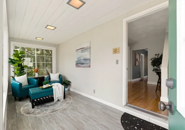 Photo 3 of Sale Pending at 10 Robinson St, Saugus, MA 01906 | MLS# 73562124 | Listing updated on 2026-08-26