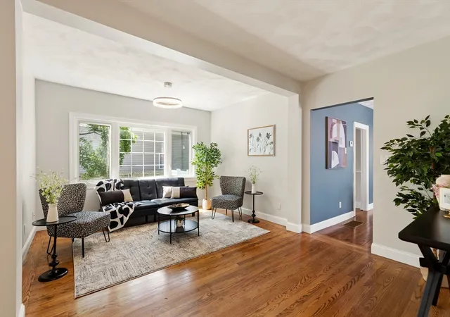 Photo 4 of Sale Pending at 10 Robinson St, Saugus, MA 01906 | MLS# 73562124 | Listing updated on 2026-08-26