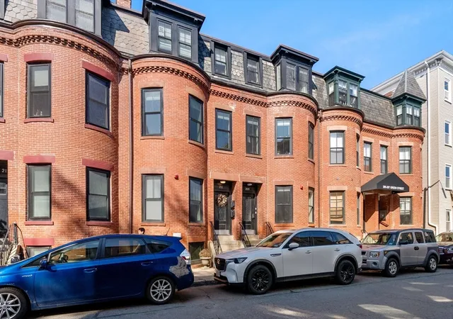 Homes for sale in Cambridge, MA | 209 Green, Cambridge, MA 02139 | Houzeo