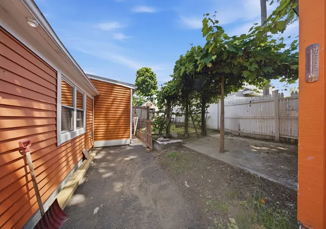 42nd image of 13 Hilton St, Framingham, MA 01702 | MLS# 73551041