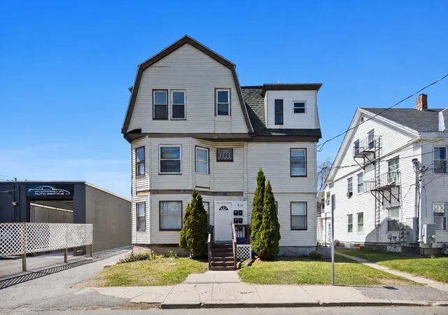 2nd image of 28 Richardson Cir, Framingham, MA 01702 | MLS# 73515211