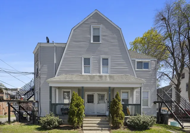Photo 3 of Sale Pending at 28 Richardson Cir, Framingham, MA 01702 | MLS# 73515211 | Listing updated on 2026-08-05