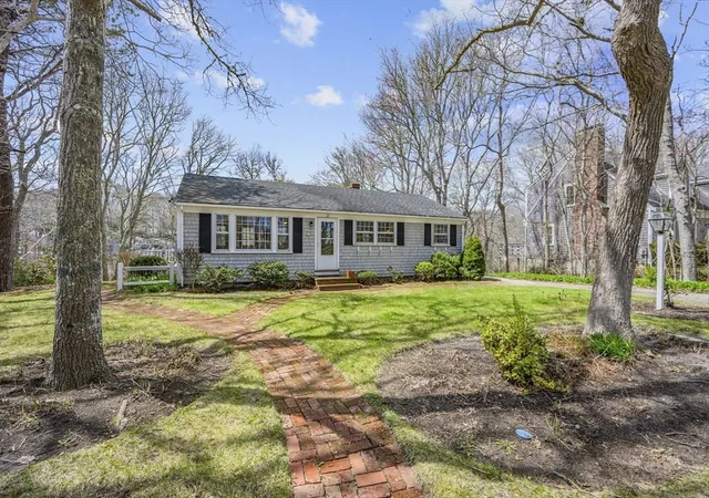 3rd image of 21 Uncatena Rd, Mashpee, MA 02649 | MLS# 73515347