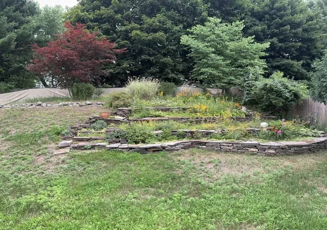 17th image of 15 Wenonah Dr, Ludlow, MA 01056 | MLS# 73562465