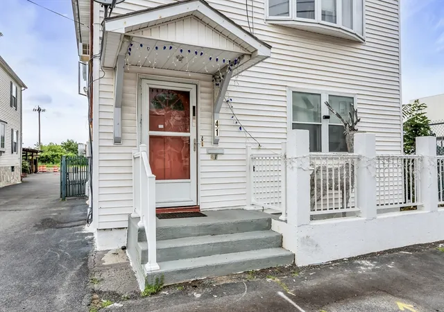 Homes for sale in Lawrence, MA | 41 Railroad St, Lawrence, MA 01841 | MLS# 73539050