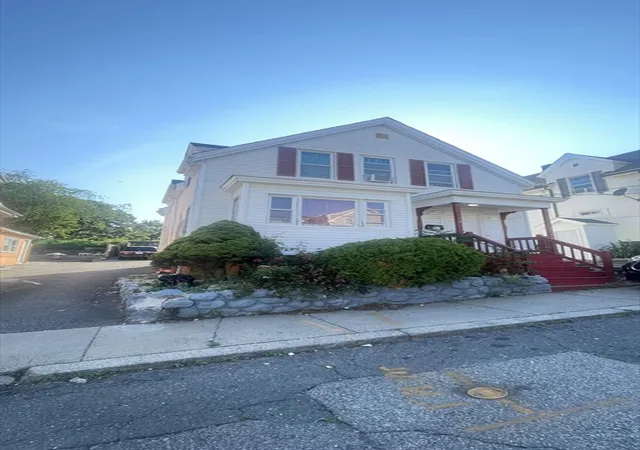 1st image of 14 Union Ct, Lynn, MA 01902 | MLS# 73546818