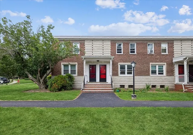 1st image of 48 Newman Rd #48, Malden, MA 02148 | MLS# 73555536