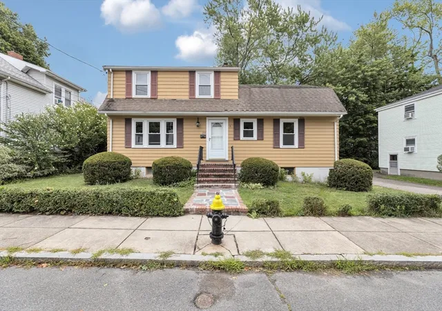 2nd image of 20 Paragon, Boston, MA 02132 | MLS# 73567385