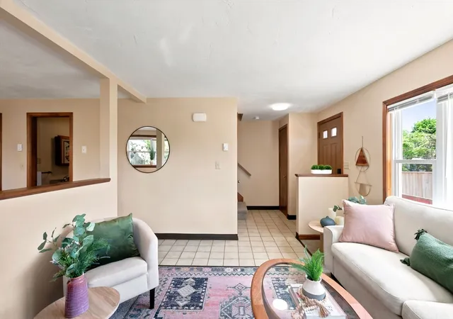 Homes for sale in Woburn, MA | 37 Mountain St #37, Woburn, MA 01801 | MLS# 73537646
