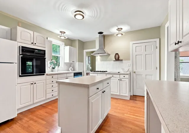 Photo 3 of Sale Pending at 13 Welsh St, Malden, MA 02148 | MLS# 73560104 | Listing updated on 2026-09-29