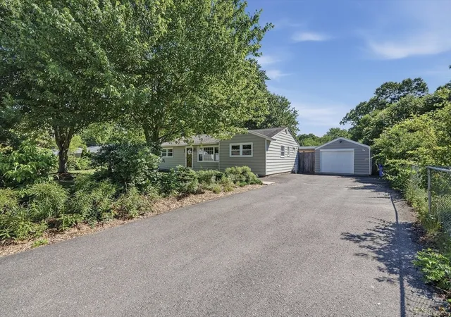 Homes for sale in Springfield, MA | 251 Shady Brook Lane, Springfield, MA 01118 | MLS# 73541764
