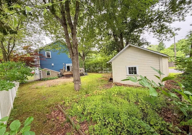 33rd image of 251 Conant St, Gardner, MA 01440 | MLS# 73552505