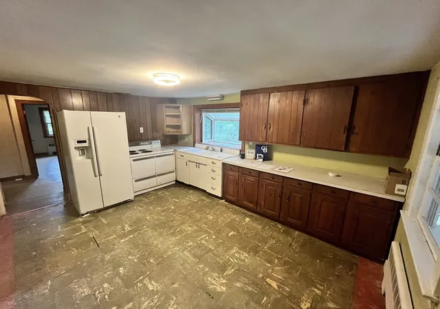 5th image of 249 Main St, Wayland, MA 01778 | MLS# 73564510