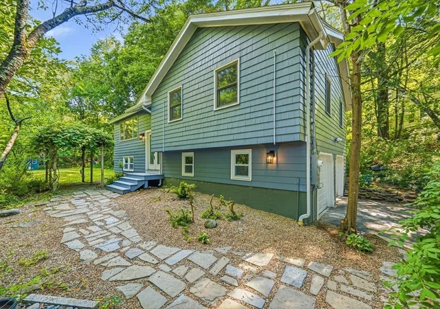 Photo 2 of Single family home for sale at 7 Hillcrest Dr, Acton, MA 01720 | MLS# 73554628 | Listing updated on 2026-09-16