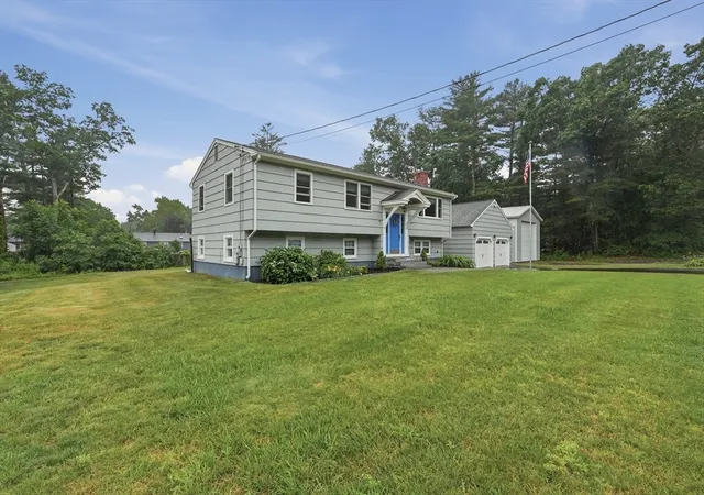 2nd image of 8 Country Way, Kingston, MA 02364 | MLS# 73546236