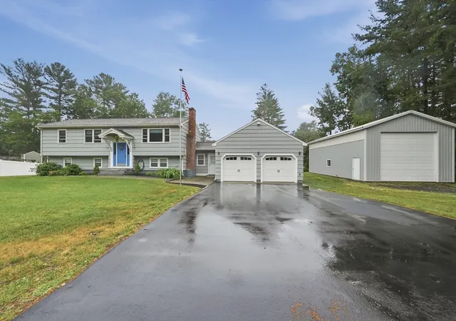 3rd image of 8 Country Way, Kingston, MA 02364 | MLS# 73546236